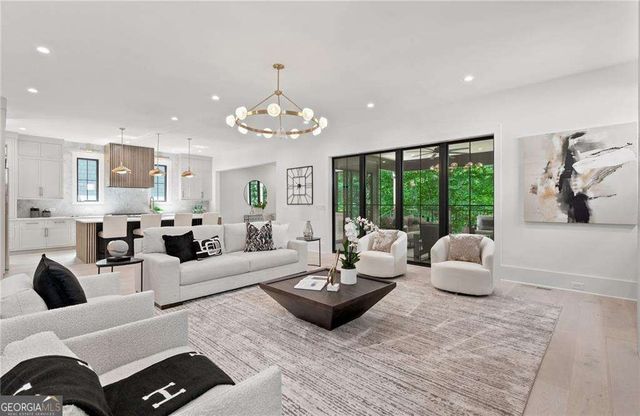 952 Cumberland Road NE, Atlanta, GA 30306
