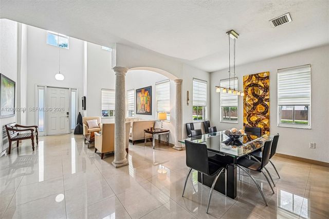 8175 NW 114th Place, Doral, FL 33178
