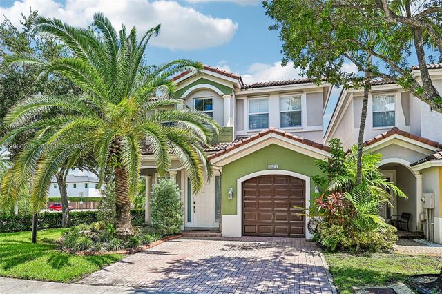 8175 NW 114th Place, Doral, FL 33178