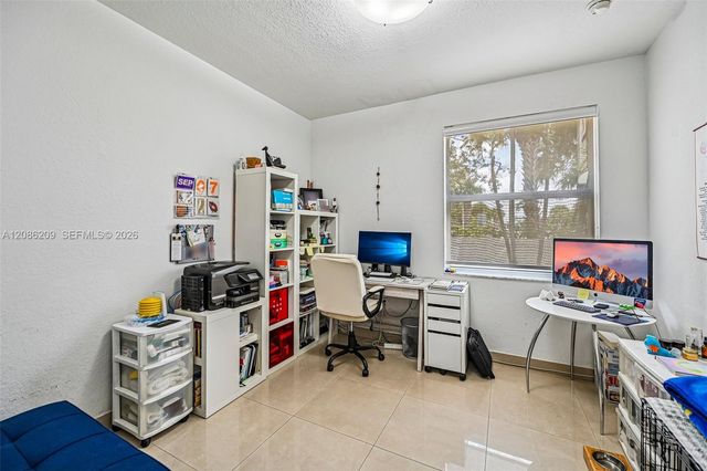 8175 NW 114th Place, Doral, FL 33178