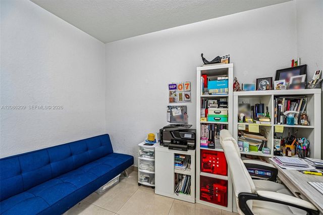 8175 NW 114th Place, Doral, FL 33178