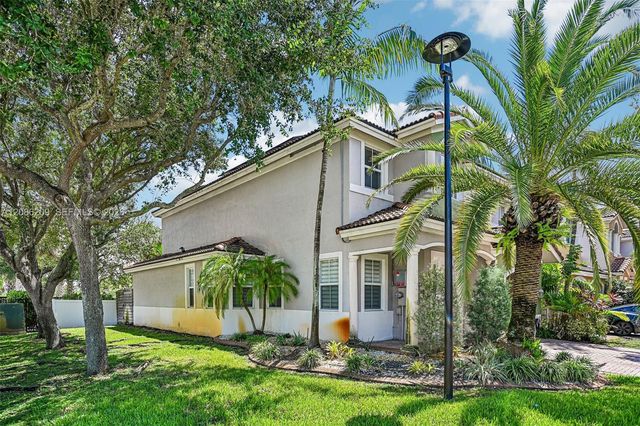 8175 NW 114th Place, Doral, FL 33178