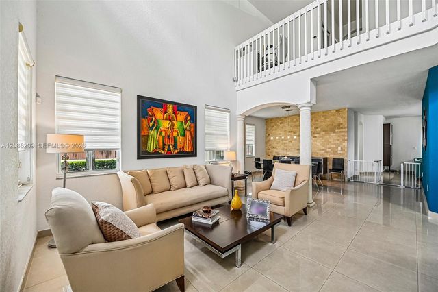 8175 NW 114th Place, Doral, FL 33178