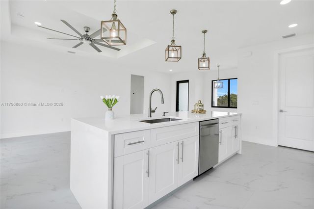 4115 20th ST SW, Lehigh Acres, FL 33397