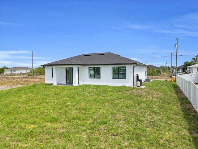 4115 20th ST SW, Lehigh Acres, FL 33397