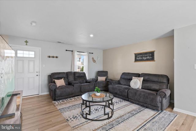 36432 CARRIAGE WALK LN, Delmar, DE 19940