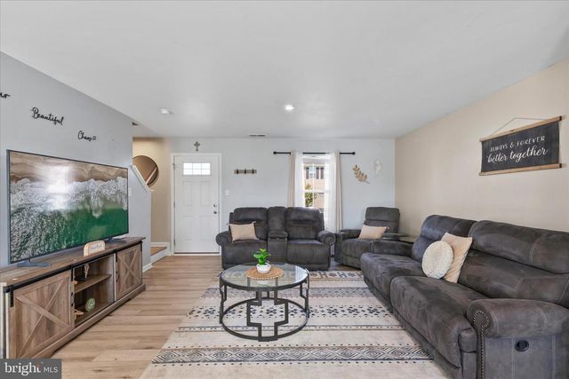 36432 CARRIAGE WALK LN, Delmar, DE 19940