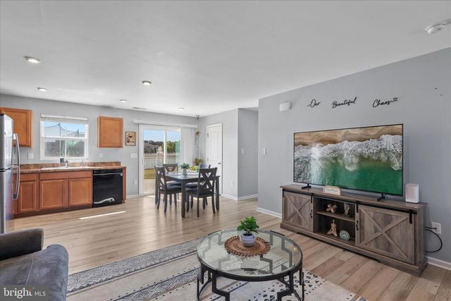 36432 CARRIAGE WALK LN, Delmar, DE 19940