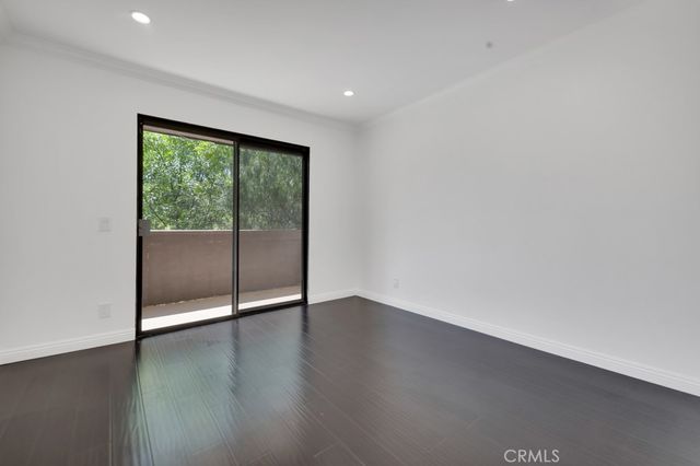17847 Beneda Ln 16, Canyon Country, CA 91351