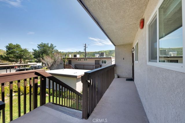 17847 Beneda Ln 16, Canyon Country, CA 91351