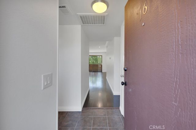 17847 Beneda Ln 16, Canyon Country, CA 91351