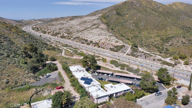 17847 Beneda Ln 16, Canyon Country, CA 91351