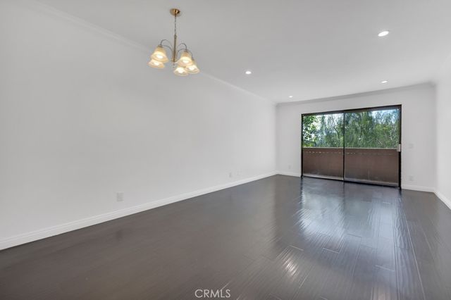 17847 Beneda Ln 16, Canyon Country, CA 91351