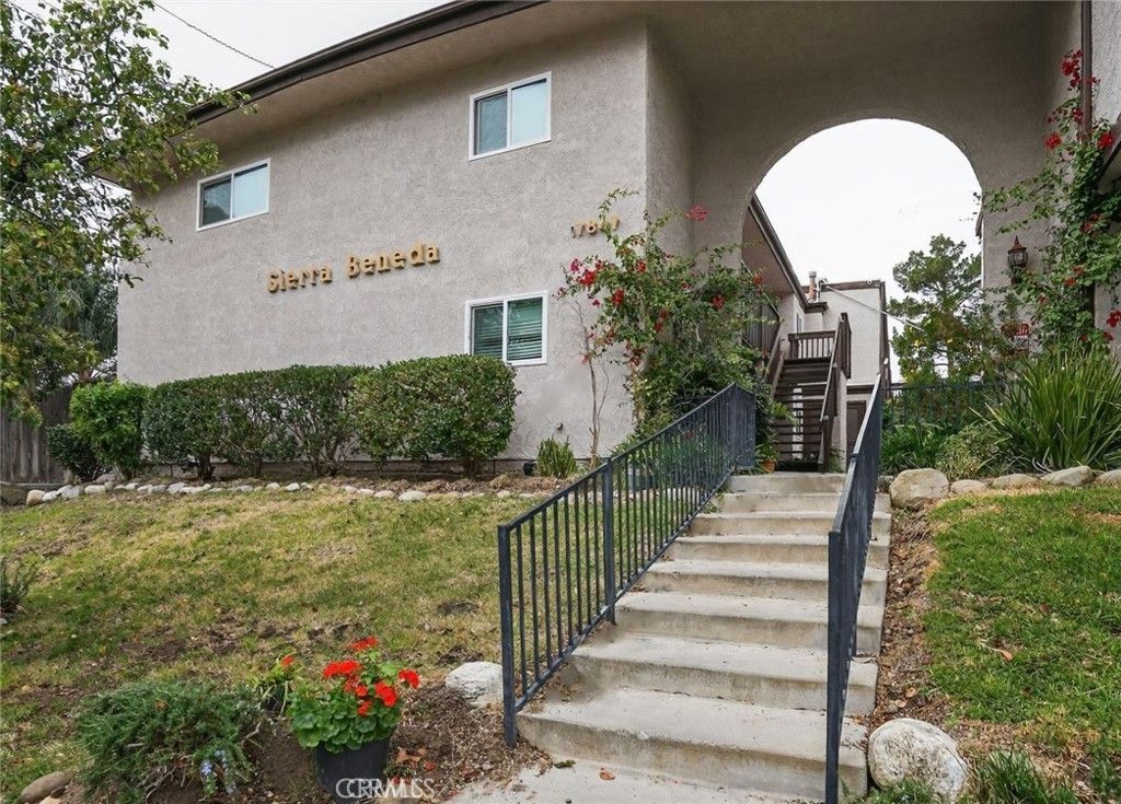 17847 Beneda Ln 16, Canyon Country, CA 91351
