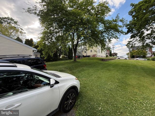 122 W SUMMIT ST, Mohnton, PA 19540