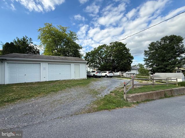 122 W SUMMIT ST, Mohnton, PA 19540