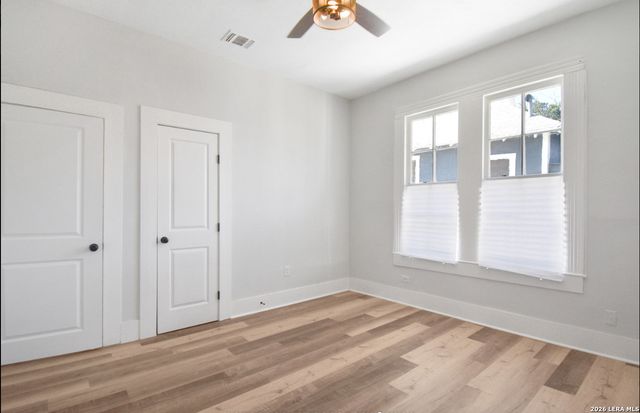 823 palmetto, San Antonio, TX 78202