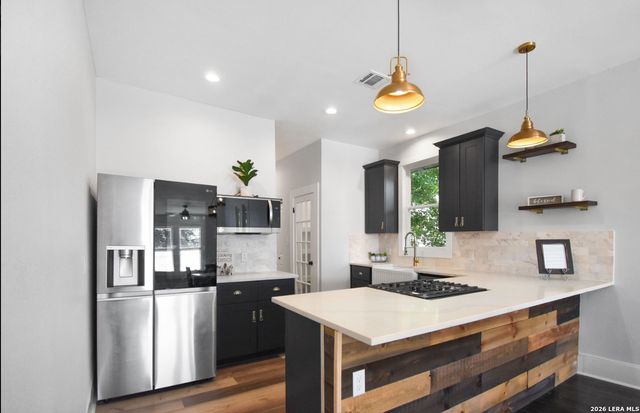 823 palmetto, San Antonio, TX 78202