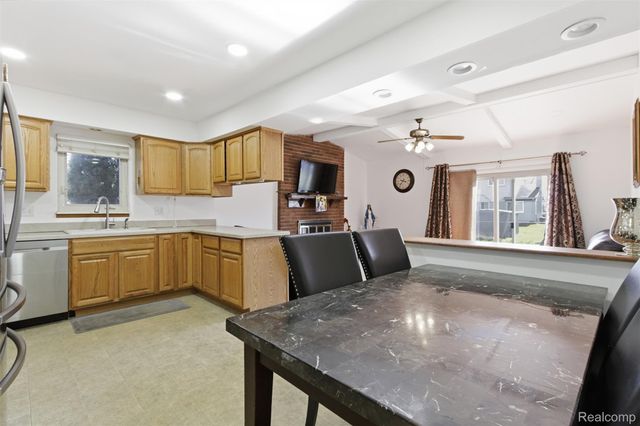 38737 Woodmont Drive, Sterling Heights, MI 48310