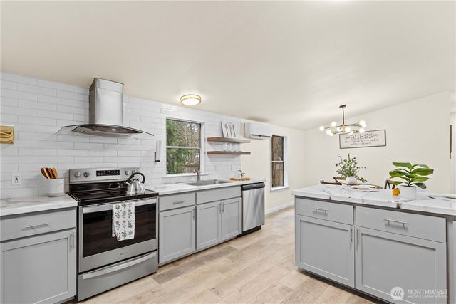 17333 155th Avenue SE, Yelm, WA 98597