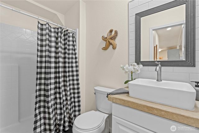 17333 155th Avenue SE, Yelm, WA 98597