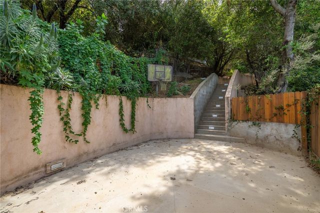 3160 SEPULVEDA BLVD, Sherman Oaks, CA 91403