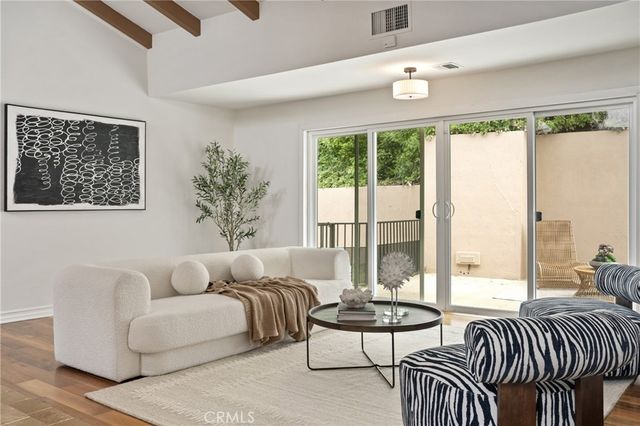 3160 SEPULVEDA BLVD, Sherman Oaks, CA 91403