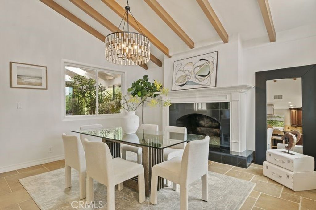 3160 SEPULVEDA BLVD, Sherman Oaks, CA 91403