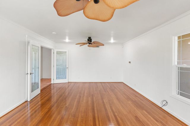 1006 W Benjamin Holt Dr, Stockton, CA 95207