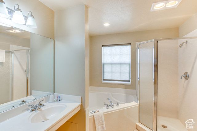 40 N CHRISTA CIR, Garden City, UT 84028