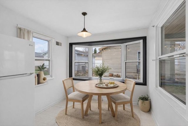 1617 S 52nd STREET, West Milwaukee, WI 53214