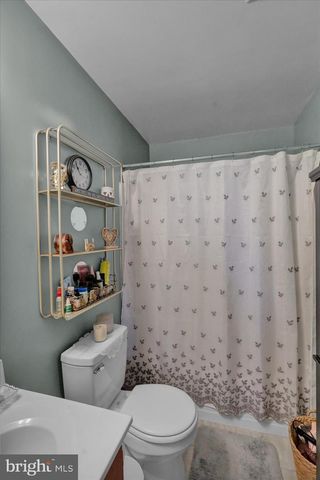 119 CARRIAGE DR, Wernersville, PA 19565