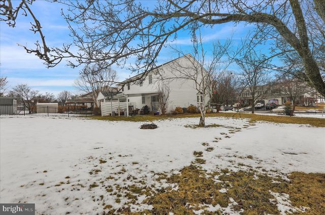 119 CARRIAGE DR, Wernersville, PA 19565