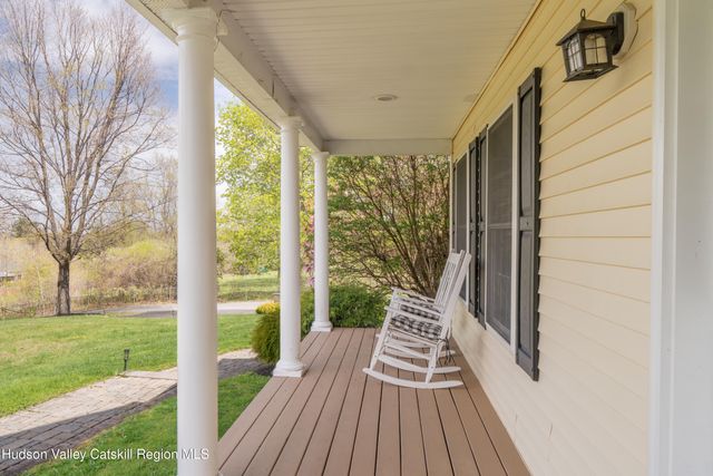 12 Ridgeview Lane, Marlboro, NY 12542