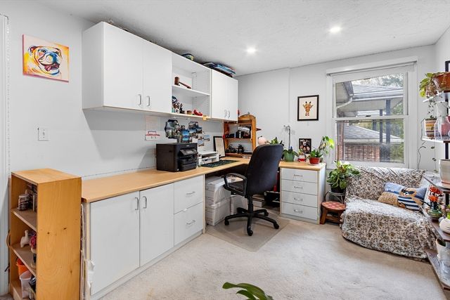 350 Neponset M, Canton, MA 02021