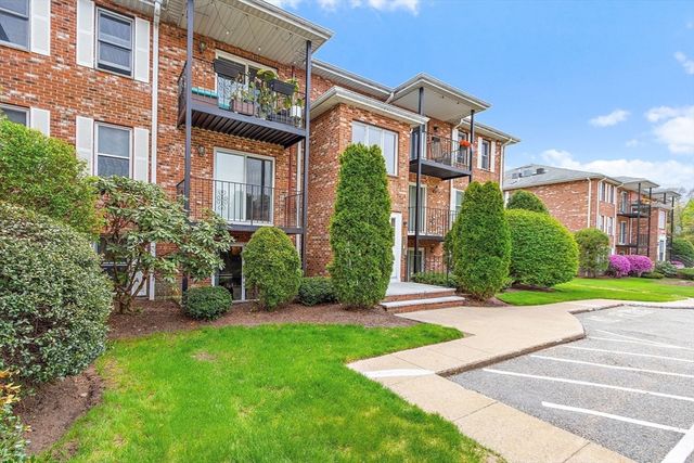 350 Neponset M, Canton, MA 02021