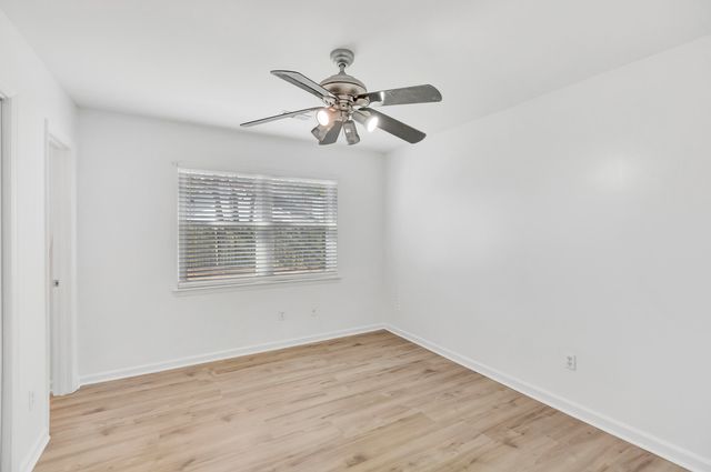 8557 S Waccamaw Court, North Charleston, SC 29406