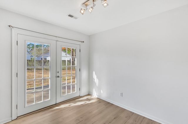 8557 S Waccamaw Court, North Charleston, SC 29406