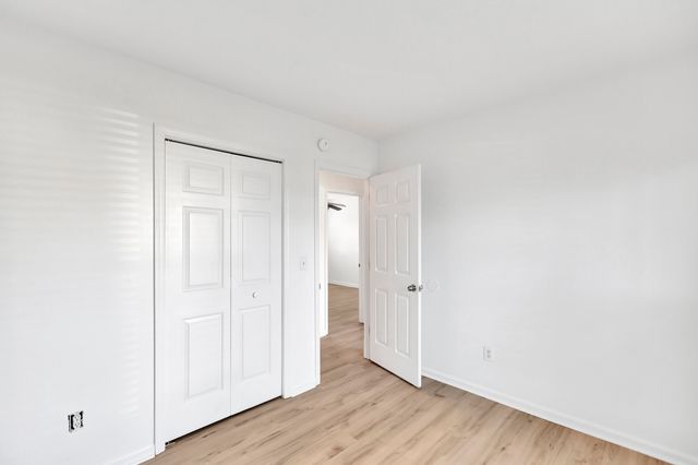 8557 S Waccamaw Court, North Charleston, SC 29406