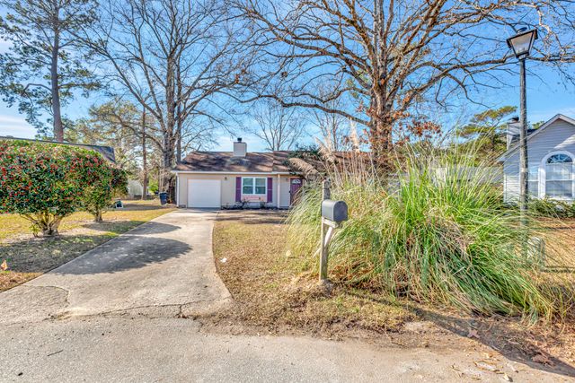 8557 S Waccamaw Court, North Charleston, SC 29406