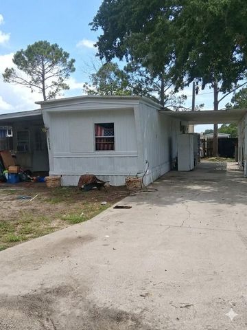 36449 WEST DRIVE, Fruitland Park, FL 34731
