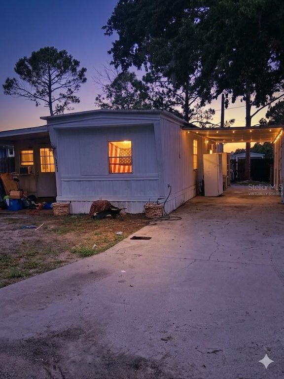 36449 WEST DRIVE, Fruitland Park, FL 34731