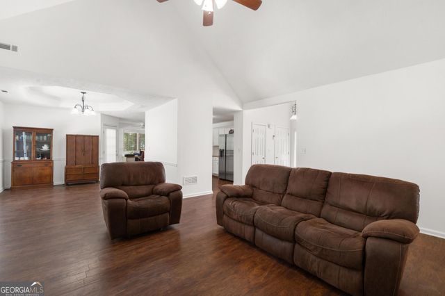 420 Ray Way, Jenkinsburg, GA 30234