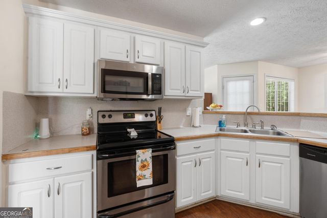 420 Ray Way, Jenkinsburg, GA 30234