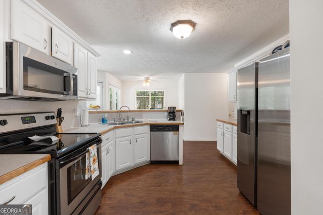 420 Ray Way, Jenkinsburg, GA 30234