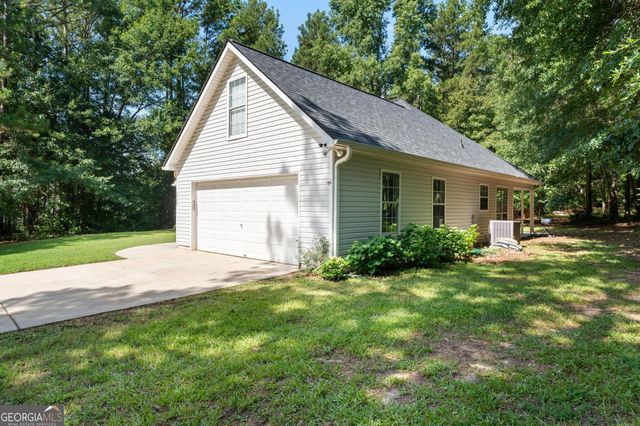 420 Ray Way, Jenkinsburg, GA 30234