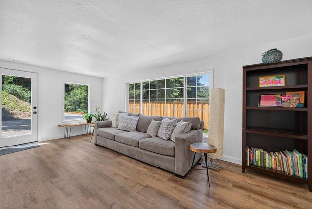 5177 Freedom Boulevard, Aptos, CA 95003