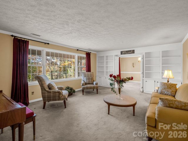 1867 Fruitland Road, Hendersonville, NC 28792