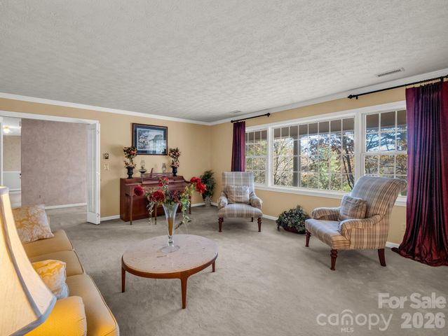 1867 Fruitland Road, Hendersonville, NC 28792