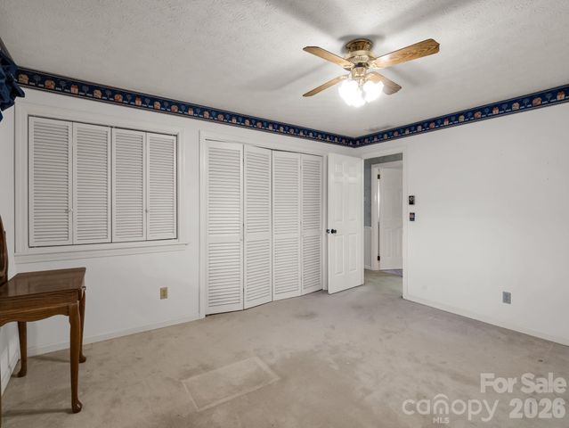 1867 Fruitland Road, Hendersonville, NC 28792